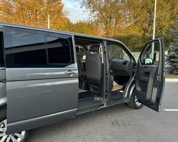 Фольксваген Каравелла 2010 у Дніпро (Дніпропетровську) на Automoto.ua Сірий Фольксваген Каравелла, об'ємом двигуна 1.97 л та пробігом 209 тис. км за 14999 $, фото 9 на Automoto.ua