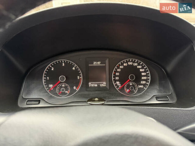 Серый Фольксваген Каравелла, объемом двигателя 1.97 л и пробегом 319 тыс. км за 16500 $, фото 23 на Automoto.ua