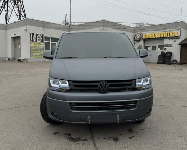 Серый Фольксваген Каравелла, объемом двигателя 1.97 л и пробегом 319 тыс. км за 16500 $, фото 10 на Automoto.ua