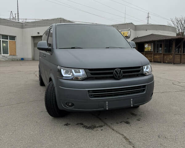 Серый Фольксваген Каравелла, объемом двигателя 1.97 л и пробегом 319 тыс. км за 16500 $, фото 11 на Automoto.ua