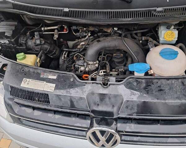 Сірий Фольксваген Каравелла, об'ємом двигуна 2 л та пробігом 380 тис. км за 16900 $, фото 9 на Automoto.ua