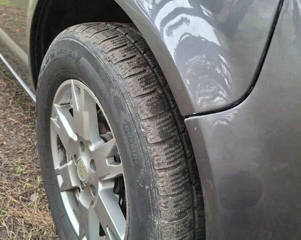 Серый Фольксваген Каравелла, объемом двигателя 1.97 л и пробегом 302 тыс. км за 16000 $, фото 12 на Automoto.ua