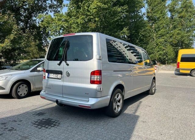 Серый Фольксваген Каравелла, объемом двигателя 2 л и пробегом 266 тыс. км за 8000 $, фото 9 на Automoto.ua