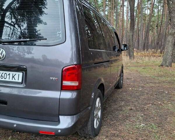 Серый Фольксваген Каравелла, объемом двигателя 1.97 л и пробегом 302 тыс. км за 16000 $, фото 8 на Automoto.ua