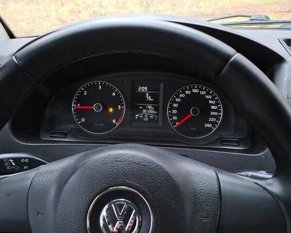 Серый Фольксваген Каравелла, объемом двигателя 1.97 л и пробегом 302 тыс. км за 16000 $, фото 21 на Automoto.ua