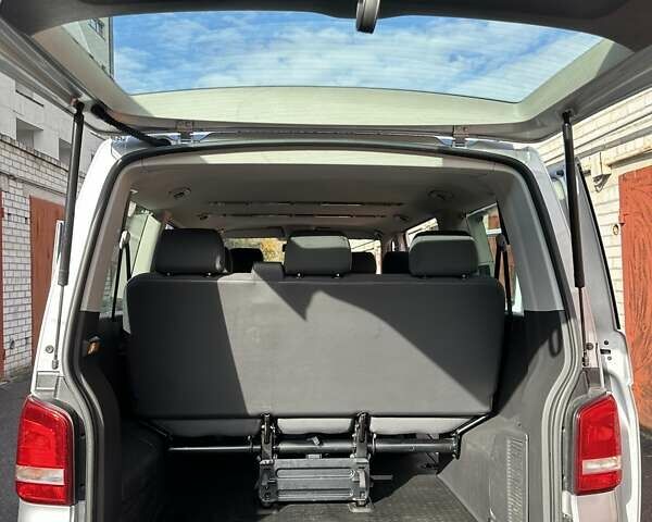 Фольксваген Каравелла 2012 у Києві на Automoto.ua Сірий Фольксваген Каравелла, об'ємом двигуна 1.97 л та пробігом 340 тис. км за 20000 $, фото 15 на Automoto.ua