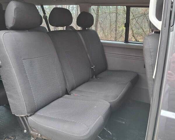 Серый Фольксваген Каравелла, объемом двигателя 1.97 л и пробегом 302 тыс. км за 16000 $, фото 17 на Automoto.ua