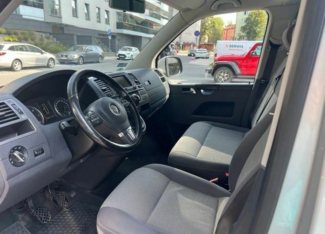 Серый Фольксваген Каравелла, объемом двигателя 2 л и пробегом 266 тыс. км за 8000 $, фото 17 на Automoto.ua