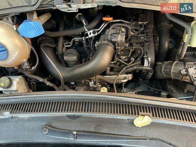 Фольксваген Каравелла 2012 у Києві на Automoto.ua Сірий Фольксваген Каравелла, об'ємом двигуна 1.97 л та пробігом 340 тис. км за 20000 $, фото 5 на Automoto.ua