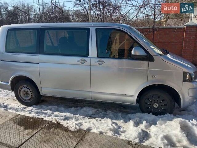 Сірий Фольксваген Каравелла, об'ємом двигуна 2 л та пробігом 214 тис. км за 17500 $, фото 10 на Automoto.ua
