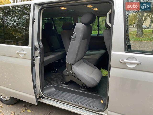 Фольксваген Каравелла 2014 в Киеве на Automoto.ua Серый Фольксваген Каравелла, объемом двигателя 1.98 л и пробегом 221 тыс. км за 20500 $, фото 27 на Automoto.ua