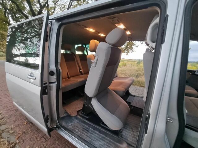 Серый Фольксваген Каравелла, объемом двигателя 2 л и пробегом 240 тыс. км за 9700 $, фото 10 на Automoto.ua