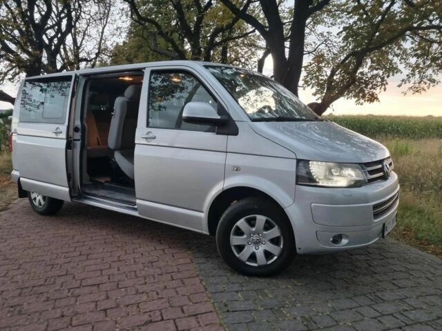 Серый Фольксваген Каравелла, объемом двигателя 2 л и пробегом 240 тыс. км за 9700 $, фото 9 на Automoto.ua