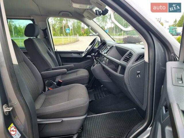 Серый Фольксваген Каравелла, объемом двигателя 2 л и пробегом 251 тыс. км за 27300 $, фото 16 на Automoto.ua