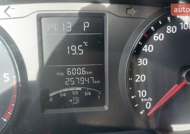 Сірий Фольксваген Каравелла, об'ємом двигуна 1.97 л та пробігом 260 тис. км за 32900 $, фото 42 на Automoto.ua