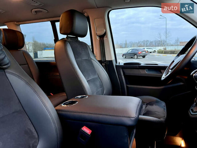 Сірий Фольксваген Каравелла, об'ємом двигуна 1.97 л та пробігом 228 тис. км за 31000 $, фото 20 на Automoto.ua