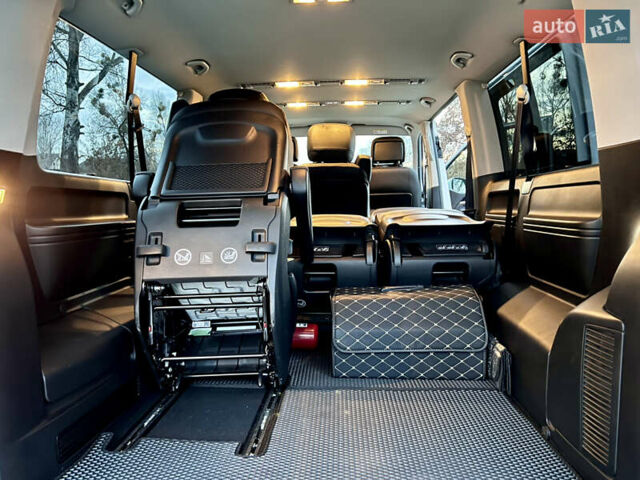 Сірий Фольксваген Каравелла, об'ємом двигуна 1.97 л та пробігом 228 тис. км за 31000 $, фото 18 на Automoto.ua