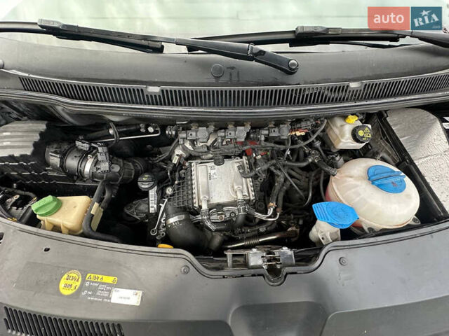 Серый Фольксваген Каравелла, объемом двигателя 1.97 л и пробегом 181 тыс. км за 33500 $, фото 30 на Automoto.ua