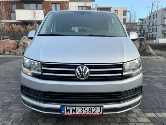 Серый Фольксваген Каравелла, объемом двигателя 2 л и пробегом 165 тыс. км за 13200 $, фото 1 на Automoto.ua