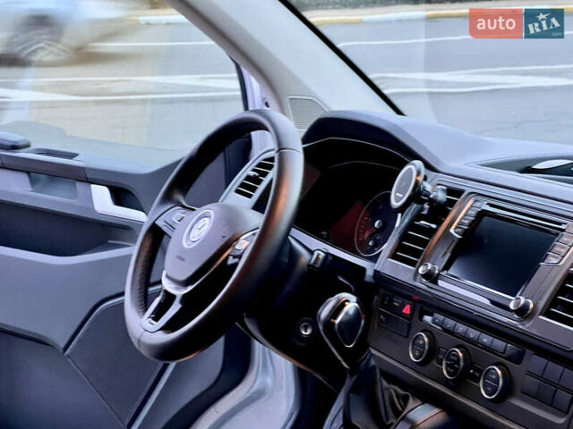 Сірий Фольксваген Каравелла, об'ємом двигуна 1.97 л та пробігом 228 тис. км за 31000 $, фото 24 на Automoto.ua