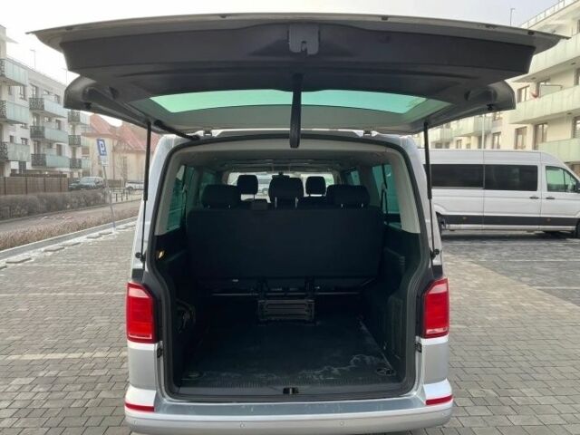 Серый Фольксваген Каравелла, объемом двигателя 2 л и пробегом 165 тыс. км за 13200 $, фото 8 на Automoto.ua