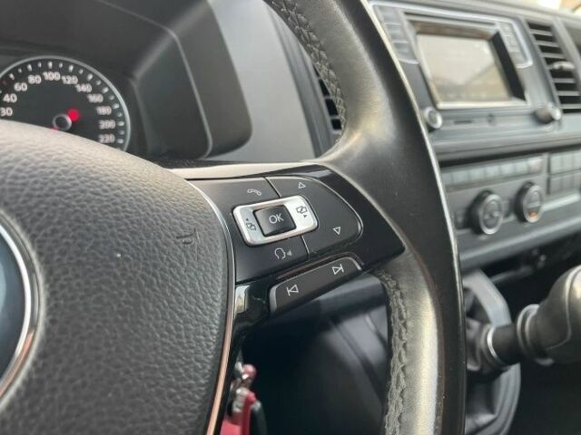 Серый Фольксваген Каравелла, объемом двигателя 2 л и пробегом 165 тыс. км за 13200 $, фото 18 на Automoto.ua