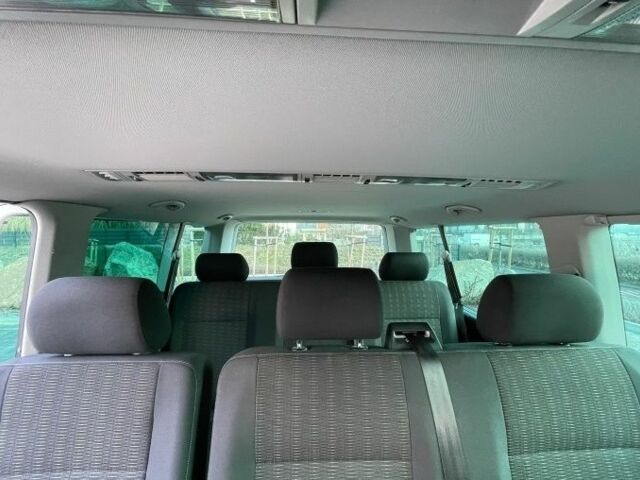 Серый Фольксваген Каравелла, объемом двигателя 2 л и пробегом 165 тыс. км за 13200 $, фото 21 на Automoto.ua