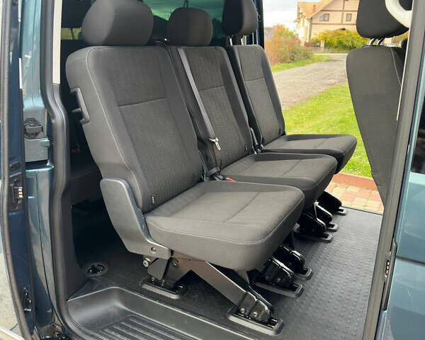 Серый Фольксваген Каравелла, объемом двигателя 1.97 л и пробегом 181 тыс. км за 33500 $, фото 22 на Automoto.ua