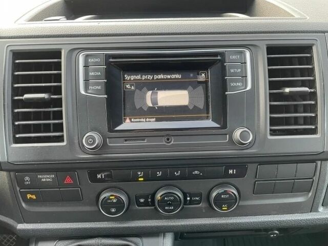 Серый Фольксваген Каравелла, объемом двигателя 2 л и пробегом 165 тыс. км за 13200 $, фото 15 на Automoto.ua