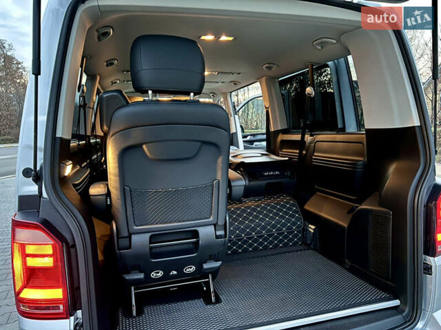 Сірий Фольксваген Каравелла, об'ємом двигуна 1.97 л та пробігом 228 тис. км за 31000 $, фото 17 на Automoto.ua