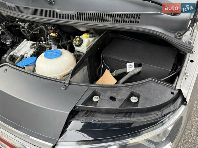Серый Фольксваген Каравелла, объемом двигателя 1.97 л и пробегом 200 тыс. км за 28500 $, фото 21 на Automoto.ua