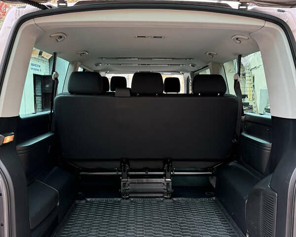 Серый Фольксваген Каравелла, объемом двигателя 1.97 л и пробегом 200 тыс. км за 28500 $, фото 18 на Automoto.ua