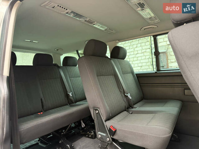 Серый Фольксваген Каравелла, объемом двигателя 1.97 л и пробегом 200 тыс. км за 28500 $, фото 15 на Automoto.ua