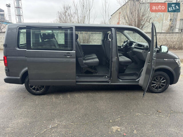 Серый Фольксваген Каравелла, объемом двигателя 1.97 л и пробегом 284 тыс. км за 37500 $, фото 18 на Automoto.ua