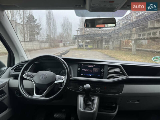 Серый Фольксваген Каравелла, объемом двигателя 1.97 л и пробегом 284 тыс. км за 37500 $, фото 22 на Automoto.ua