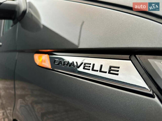 Серый Фольксваген Каравелла, объемом двигателя 2 л и пробегом 300 тыс. км за 40068 $, фото 33 на Automoto.ua