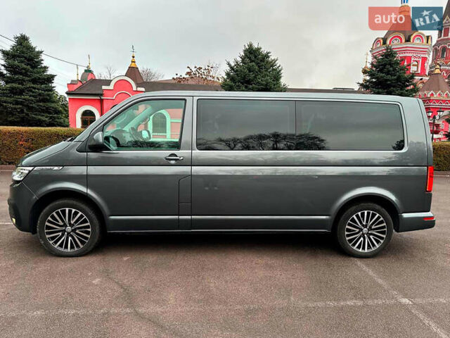 Серый Фольксваген Каравелла, объемом двигателя 2 л и пробегом 300 тыс. км за 40068 $, фото 46 на Automoto.ua