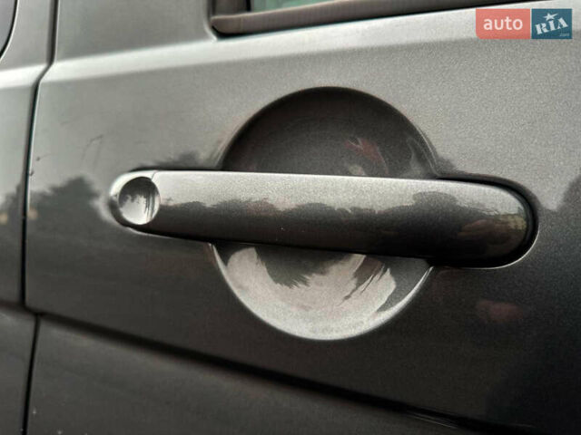 Серый Фольксваген Каравелла, объемом двигателя 2 л и пробегом 300 тыс. км за 40068 $, фото 61 на Automoto.ua