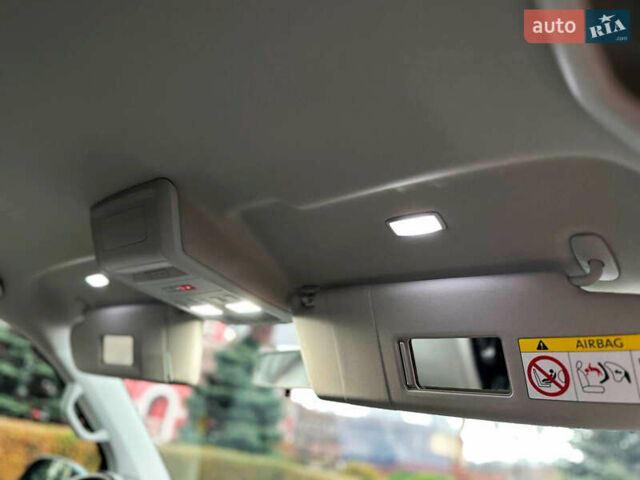 Серый Фольксваген Каравелла, объемом двигателя 2 л и пробегом 300 тыс. км за 40068 $, фото 20 на Automoto.ua