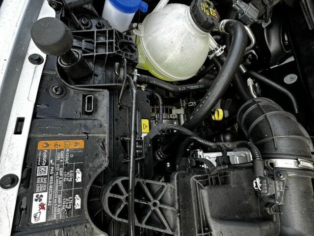 Серый Фольксваген Каравелла, объемом двигателя 2 л и пробегом 5 тыс. км за 63000 $, фото 18 на Automoto.ua