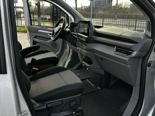 Серый Фольксваген Каравелла, объемом двигателя 2 л и пробегом 5 тыс. км за 63000 $, фото 17 на Automoto.ua