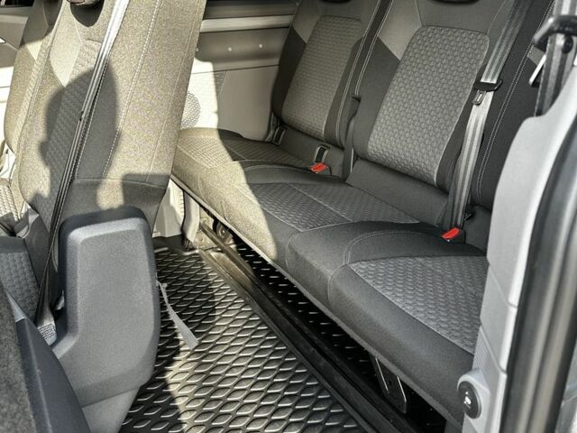 Серый Фольксваген Каравелла, объемом двигателя 2 л и пробегом 5 тыс. км за 63000 $, фото 11 на Automoto.ua