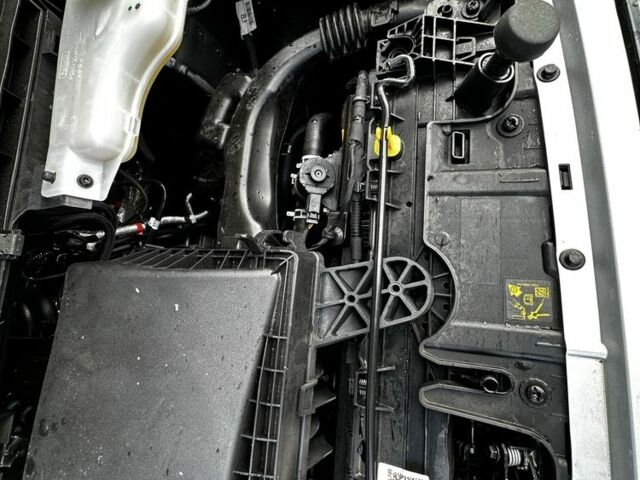 Серый Фольксваген Каравелла, объемом двигателя 2 л и пробегом 5 тыс. км за 63000 $, фото 19 на Automoto.ua