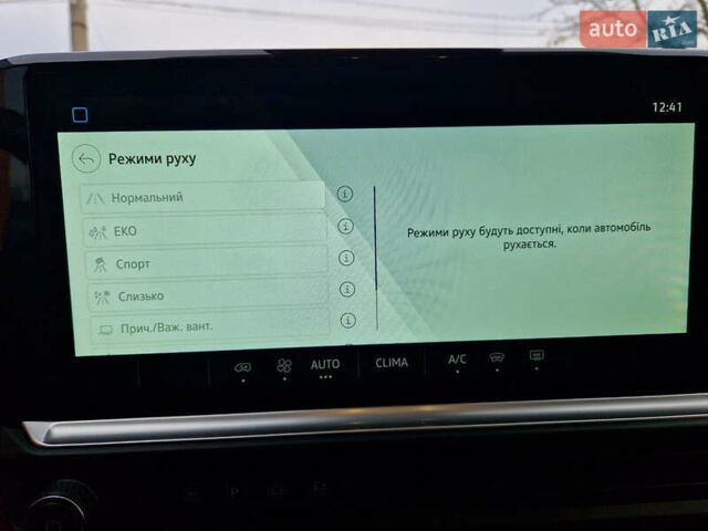 Серый Фольксваген Каравелла, объемом двигателя 2 л и пробегом 5 тыс. км за 63000 $, фото 16 на Automoto.ua