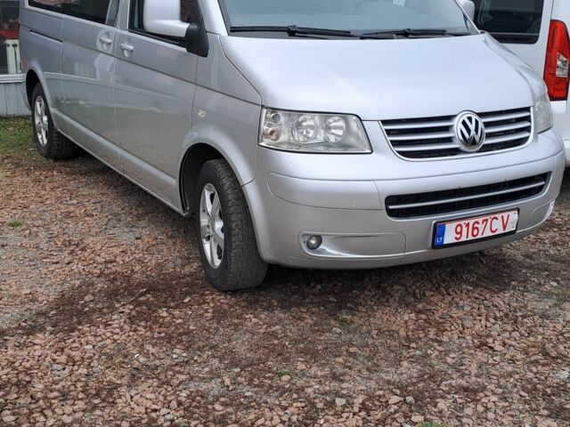Серый Фольксваген Каравелла, объемом двигателя 2.5 л и пробегом 312 тыс. км за 6800 $, фото 1 на Automoto.ua