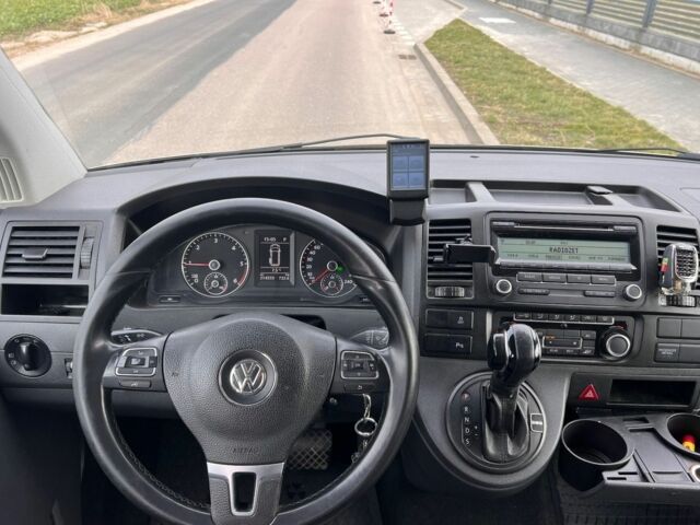 Серый Фольксваген Каравелла, объемом двигателя 2 л и пробегом 215 тыс. км за 8500 $, фото 13 на Automoto.ua
