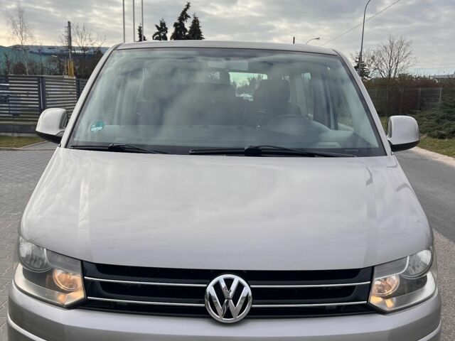 Серый Фольксваген Каравелла, объемом двигателя 2 л и пробегом 215 тыс. км за 8500 $, фото 1 на Automoto.ua
