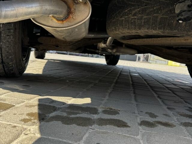 Синий Фольксваген Каравелла, объемом двигателя 2.4 л и пробегом 400 тыс. км за 4300 $, фото 4 на Automoto.ua