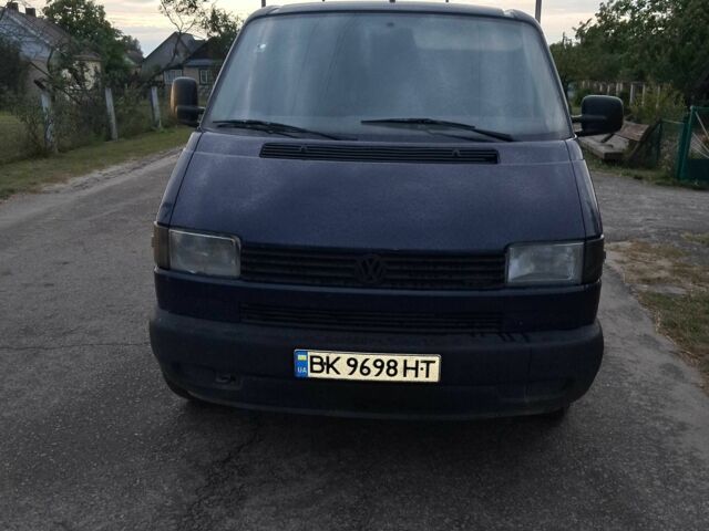 Синій Фольксваген Каравелла, об'ємом двигуна 2.5 л та пробігом 999 тис. км за 3900 $, фото 3 на Automoto.ua