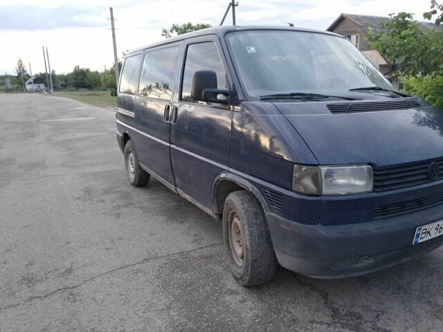 Синій Фольксваген Каравелла, об'ємом двигуна 2.5 л та пробігом 999 тис. км за 3900 $, фото 2 на Automoto.ua